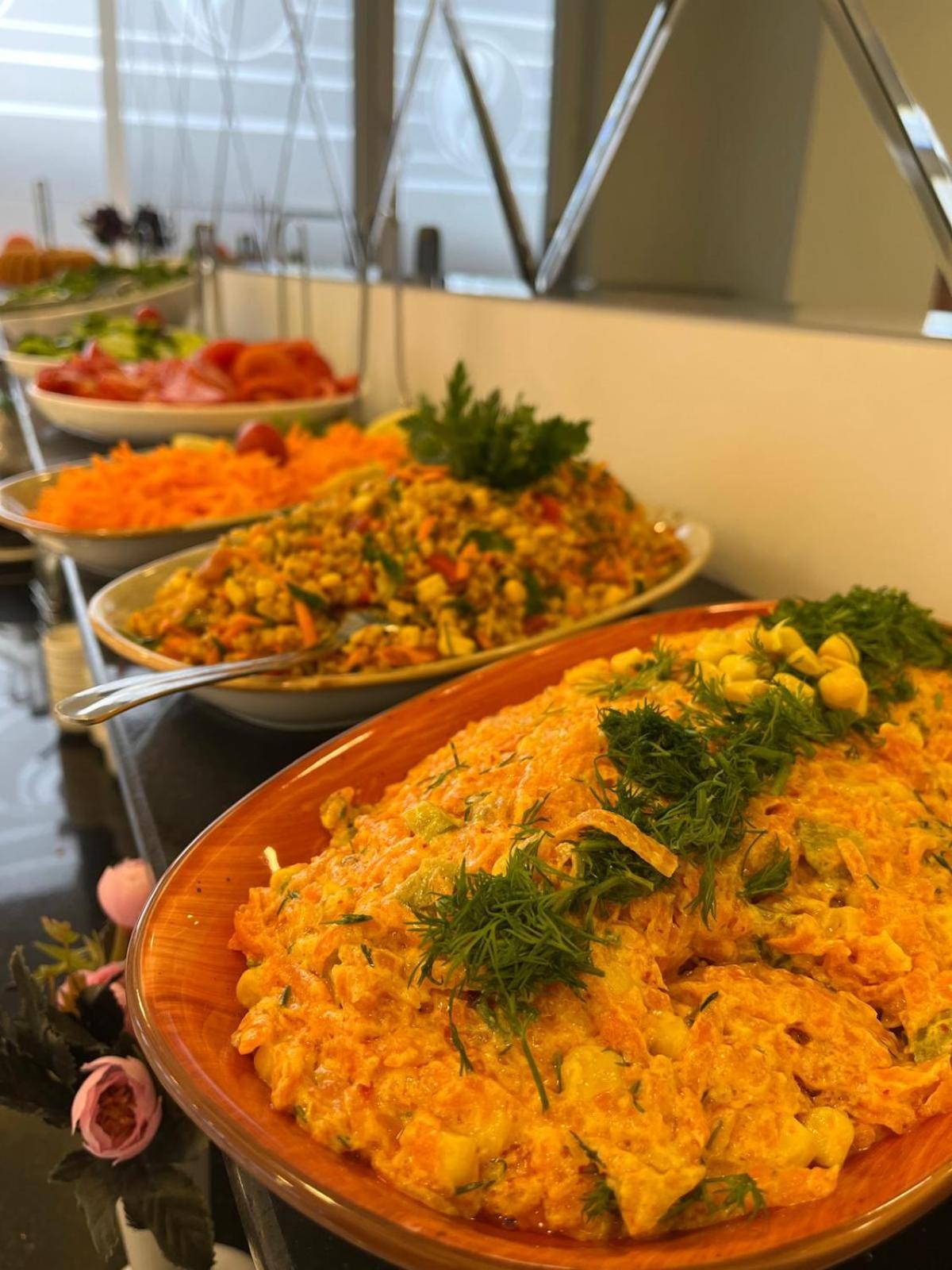 ריזה Simal Hotel מראה חיצוני תמונה