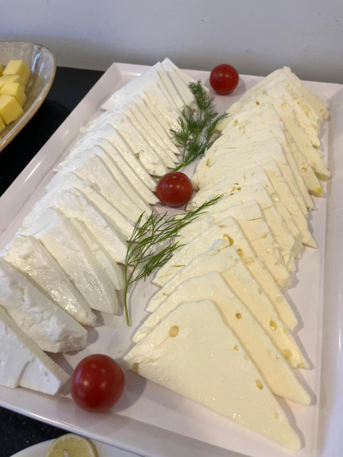 ריזה Simal Hotel מראה חיצוני תמונה